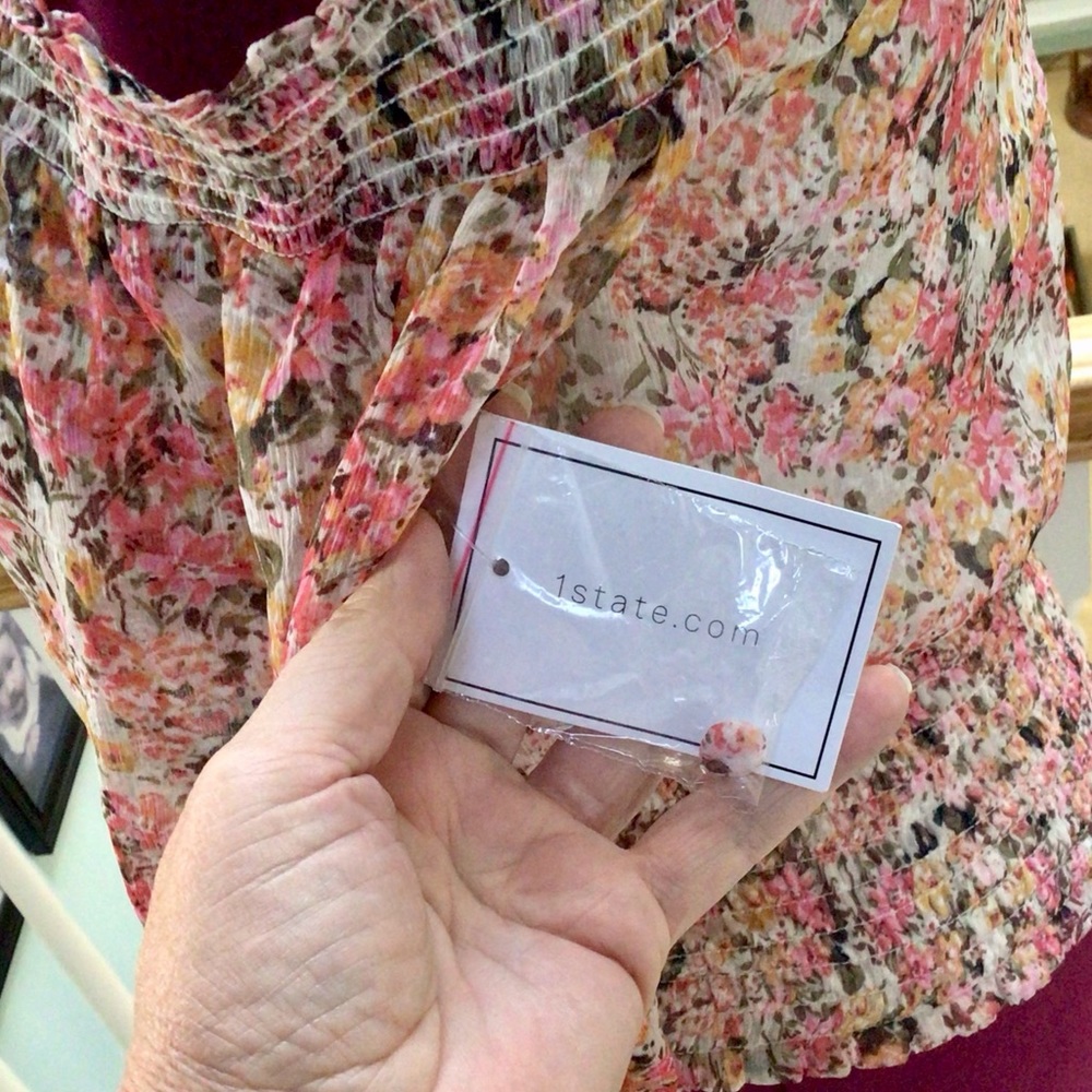 NWT 1. State Cold Shoulder lined Floral Top Women’s Medium - Picture 4 of 11